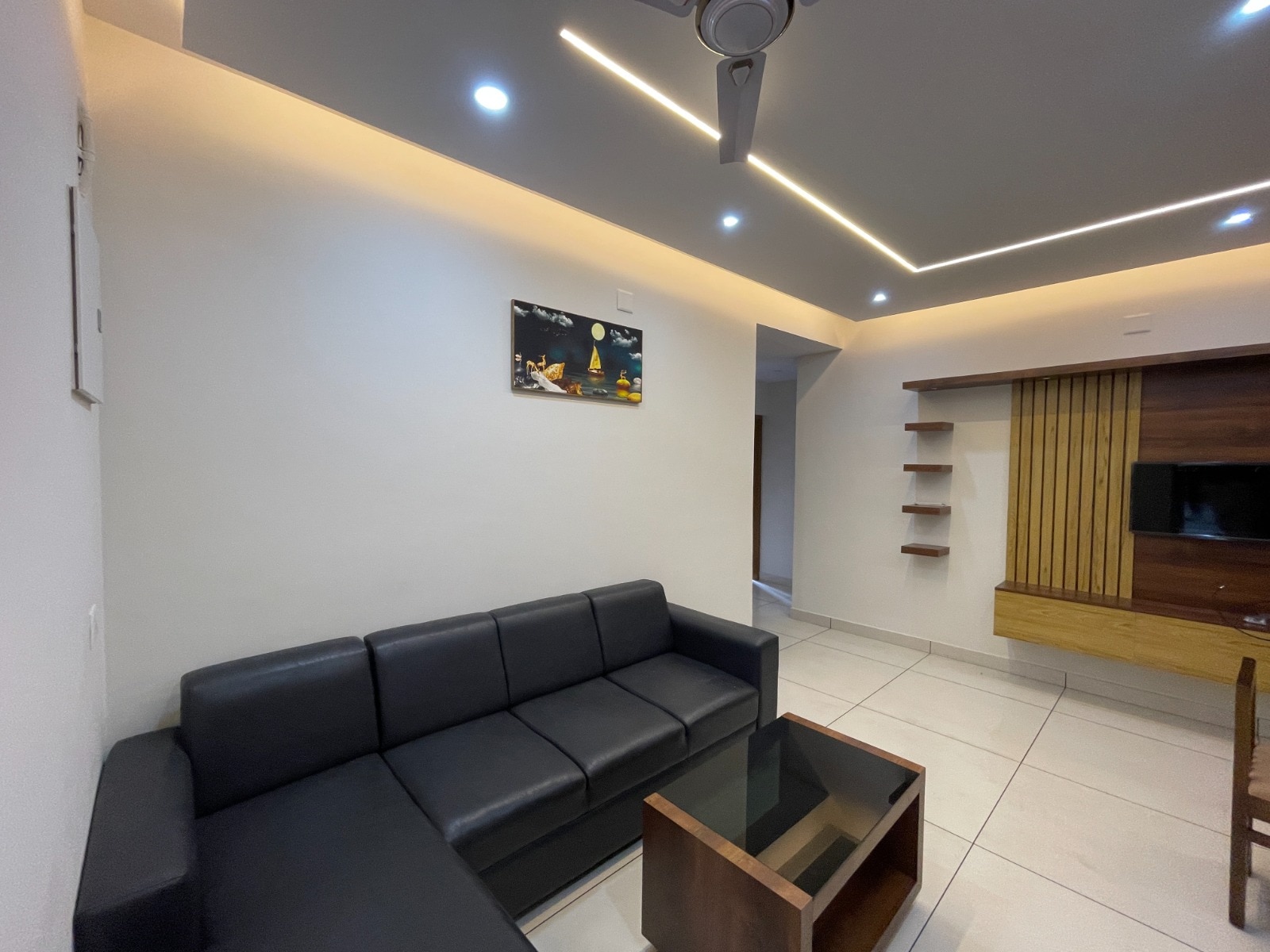 Town Inn Apartments 1BHK Perinthalmanna - Tap to explore photos