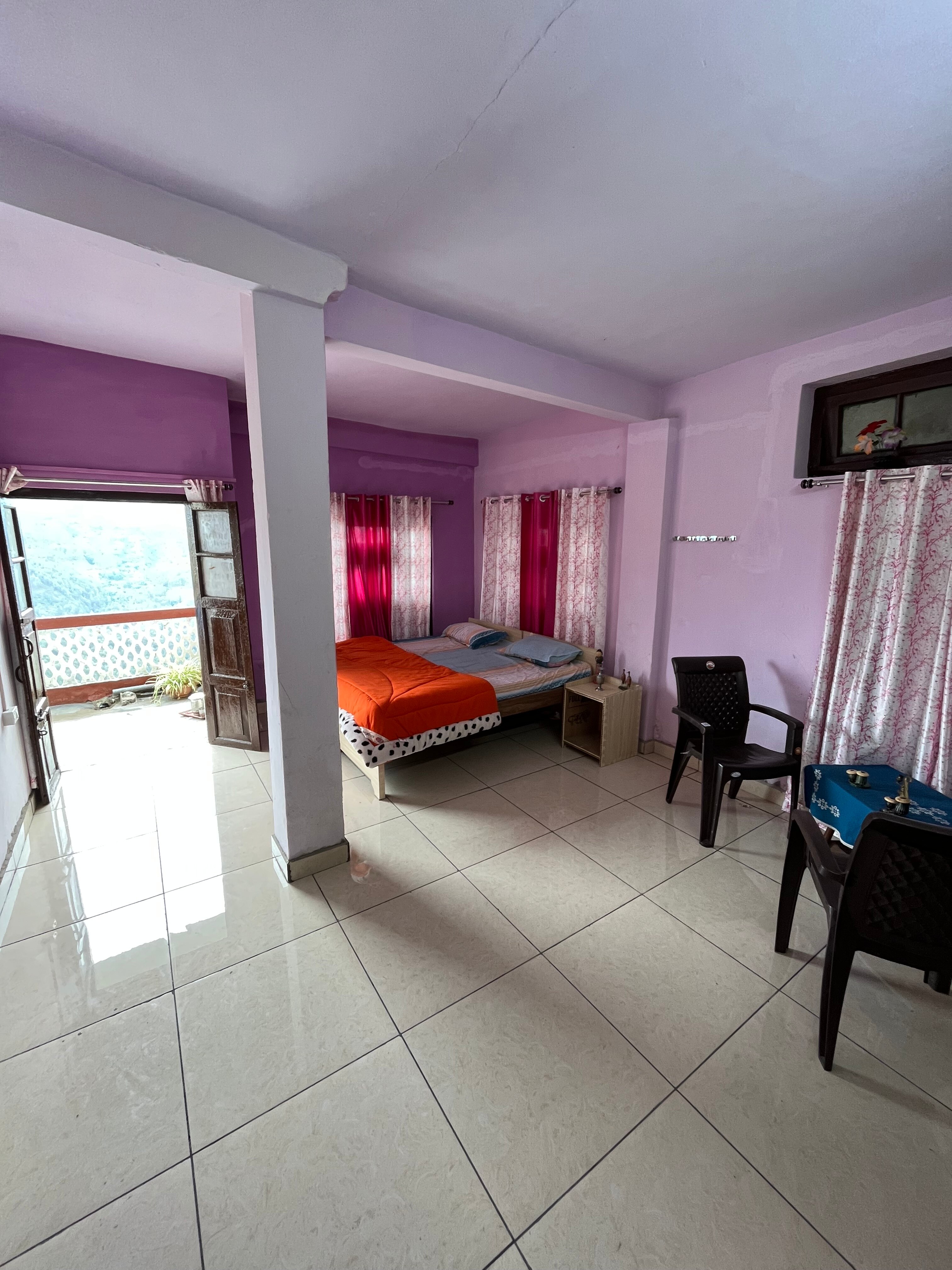Badriniwas Homestays - Tap to explore photos