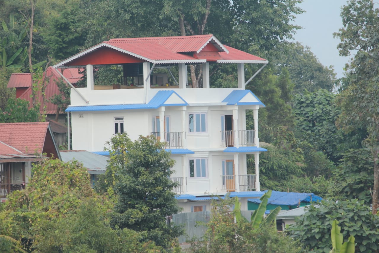 Hidden Homestay - Tap to explore photos