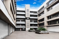 Super Hotel O Dindoli Surat, Surat