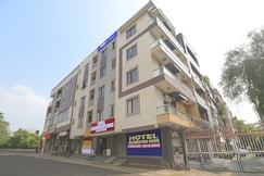 FabHotel Celebration Home, Delhi