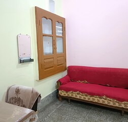 Single Deluxe Room