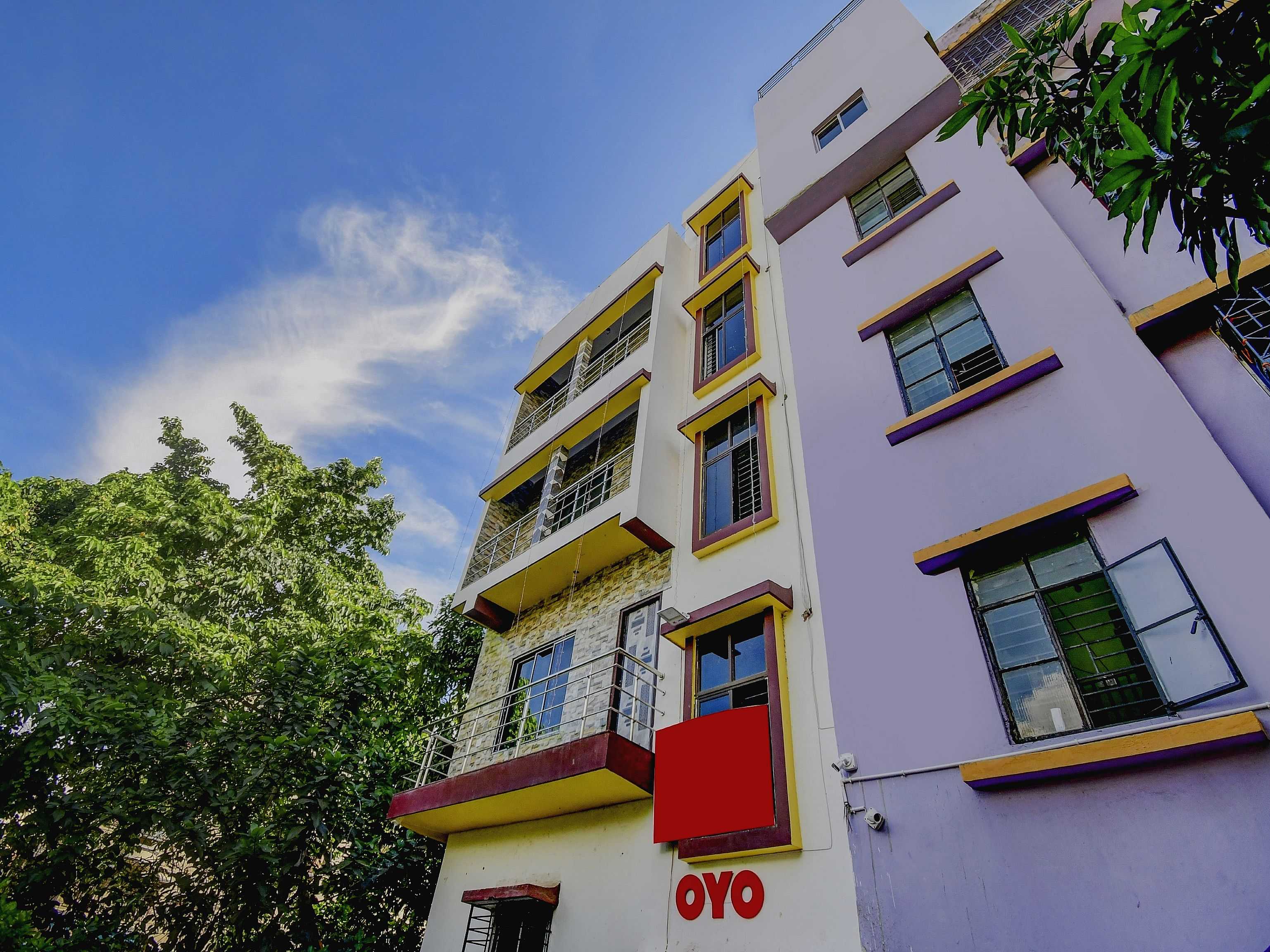 Hotel O Sonar Bangla Guest House Near Acropolis Mall - Tap to explore photos