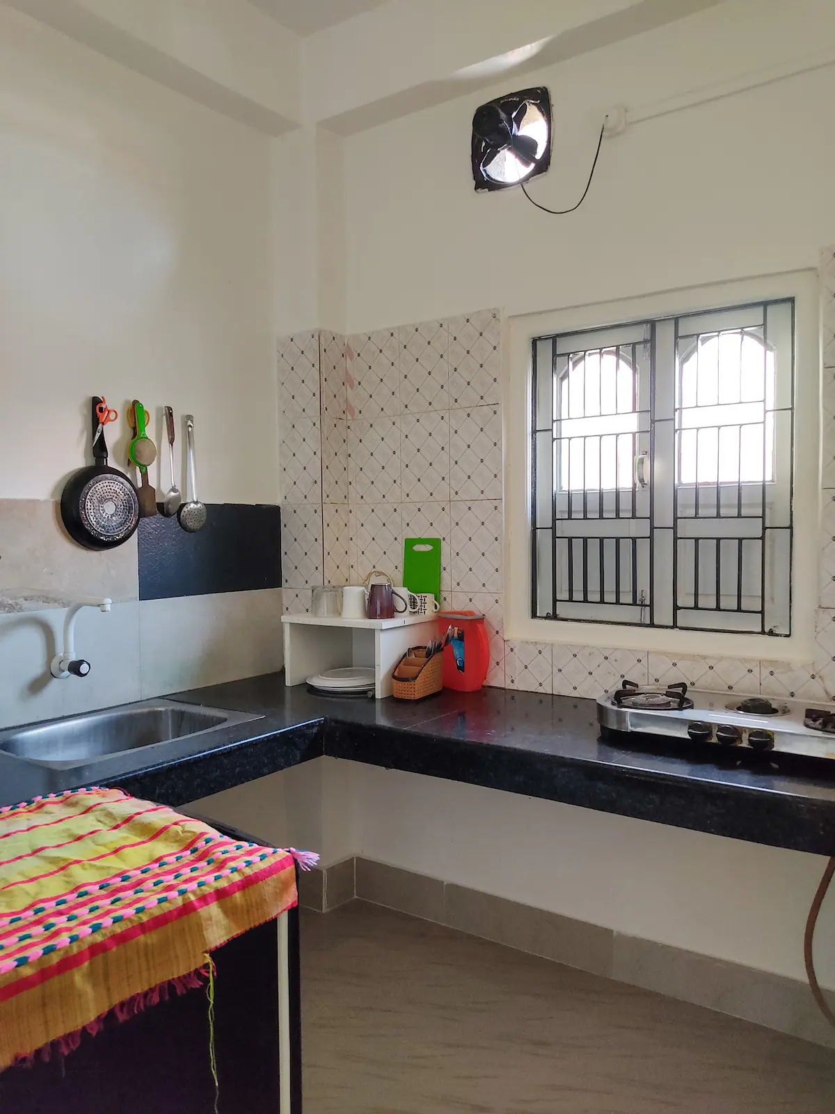 Junu's Abode With Free Wifi and Private Kitchen