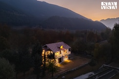 StayVista at Khwab Villa, Sonmarg