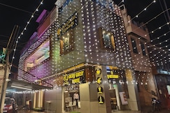 Lucky Restaurant and Guest House, Agra