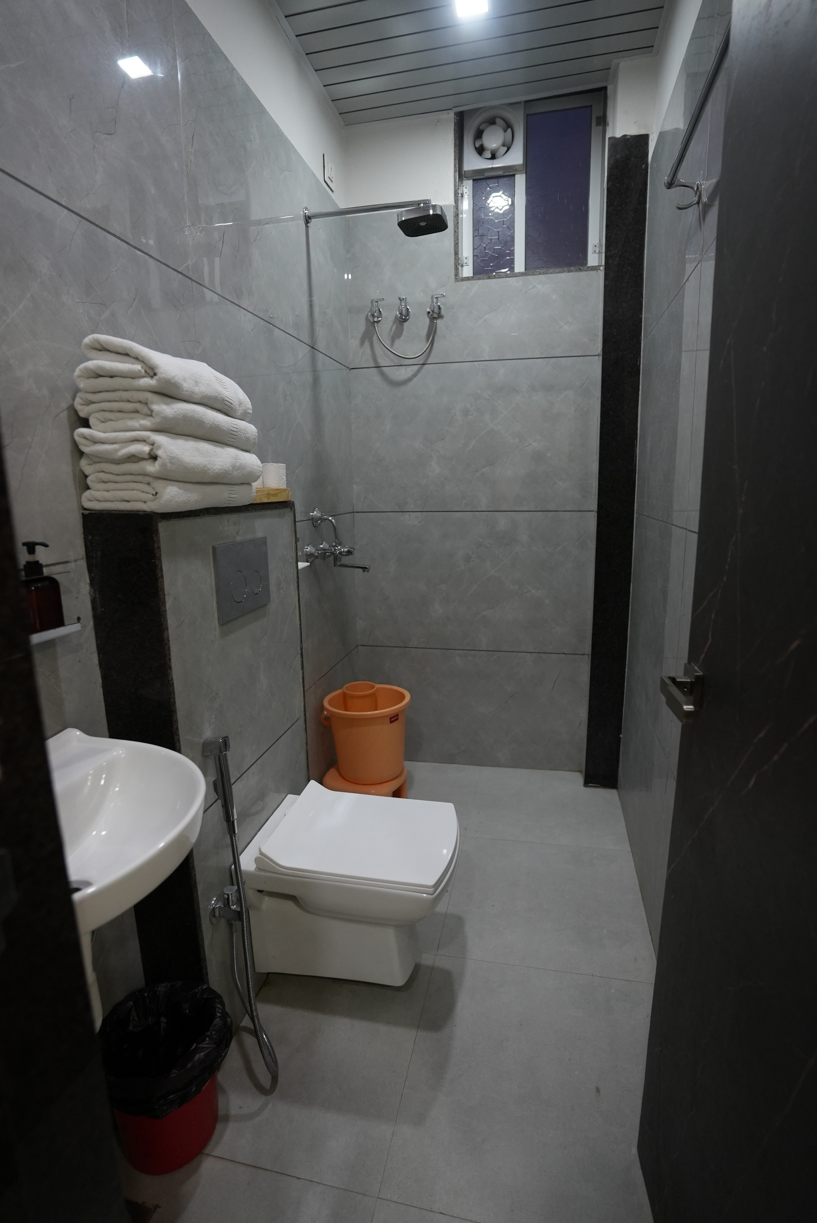 RRA Retreat Hotel, Nathdwara (Shrinathji) - Tap to explore photos