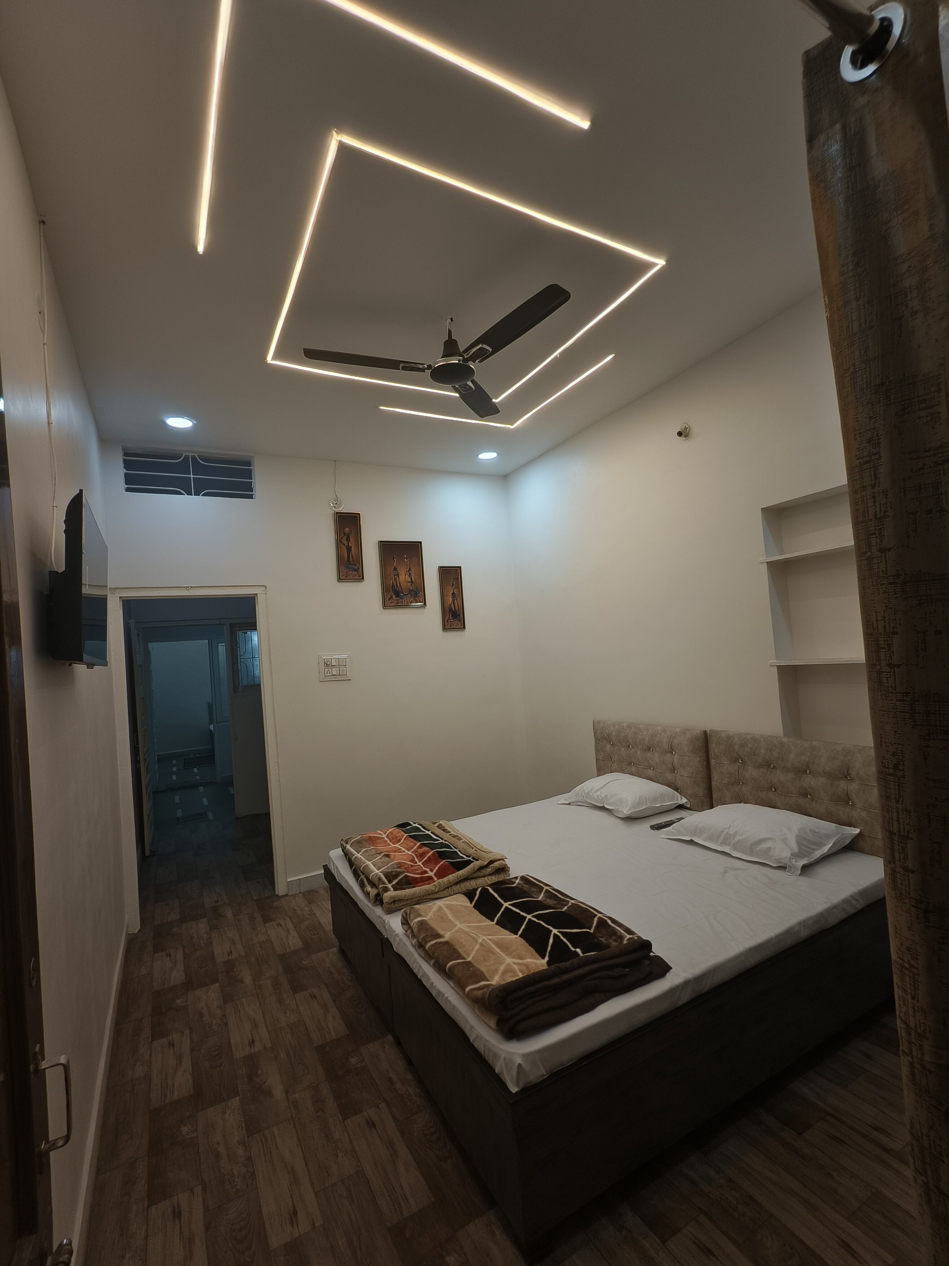 Lakhdatar Homestay - Tap to explore photos