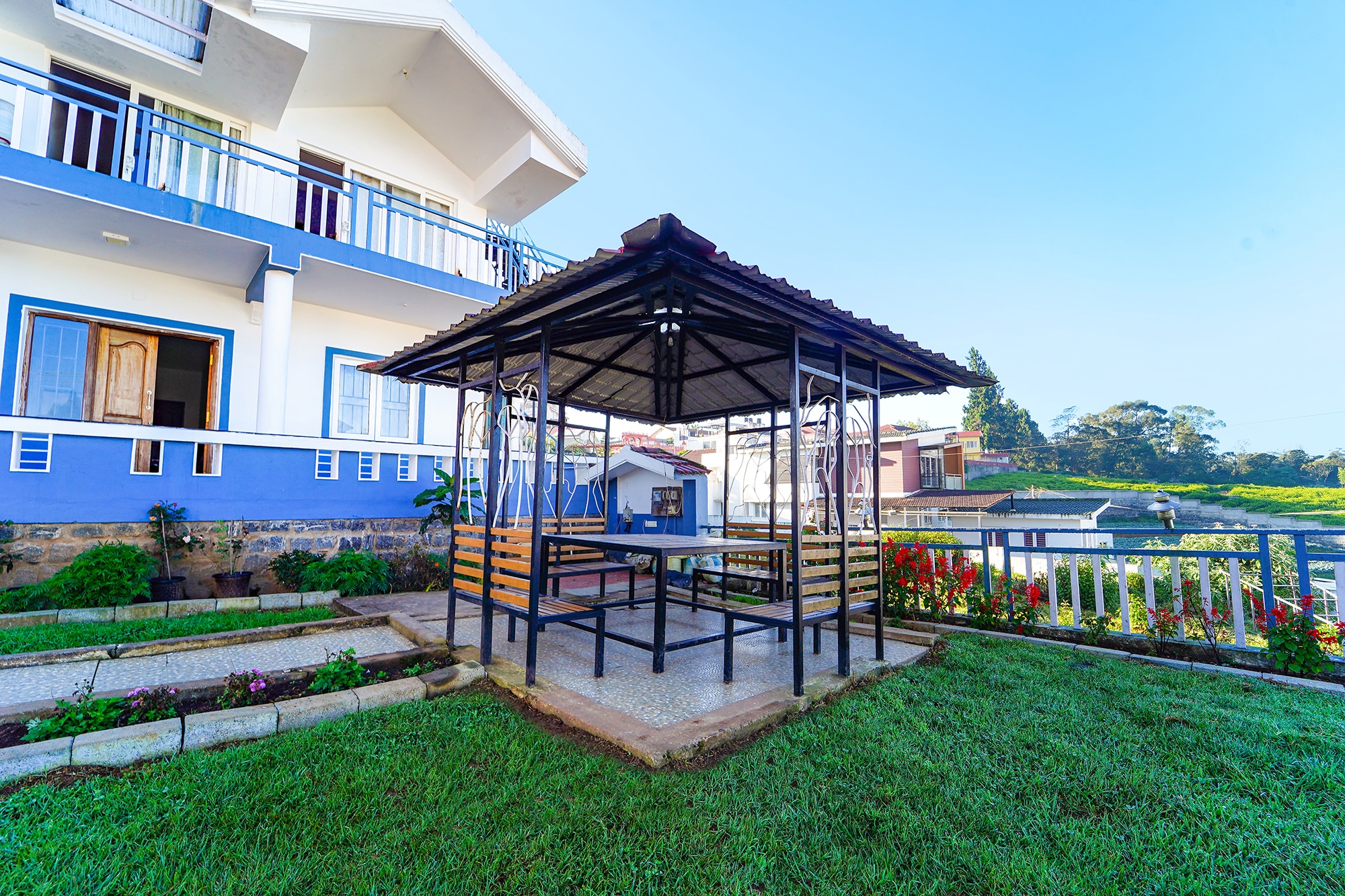 FabHotel Bala Garden - Nr. Ooty Toy Train Tourist Park - Tap to explore photos