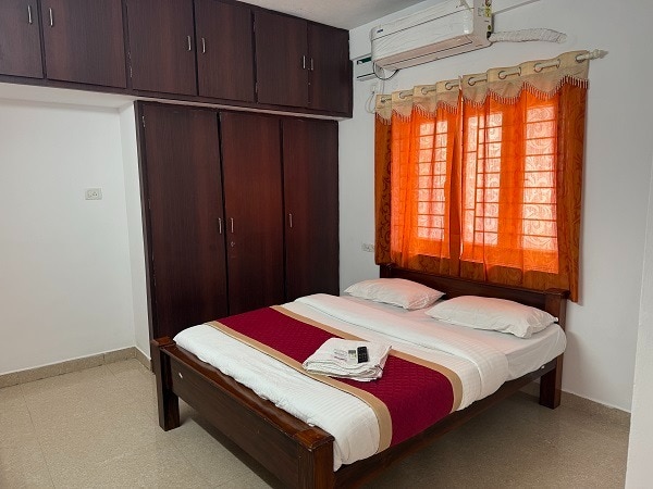 Aishwaryam Service Apartment Velachery - Tap to explore photos