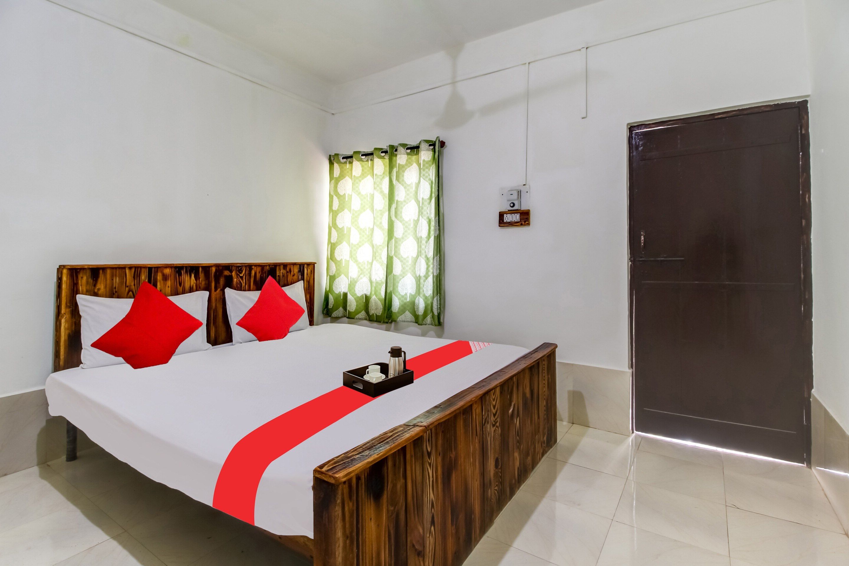 Hotel O Grand Royals Anjuna Near Anjuna Beach - Tap to explore photos