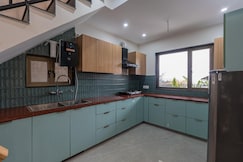 ELIVAAS Lakefront 4BHK Villa with Attic & Common Patio, Haldwani