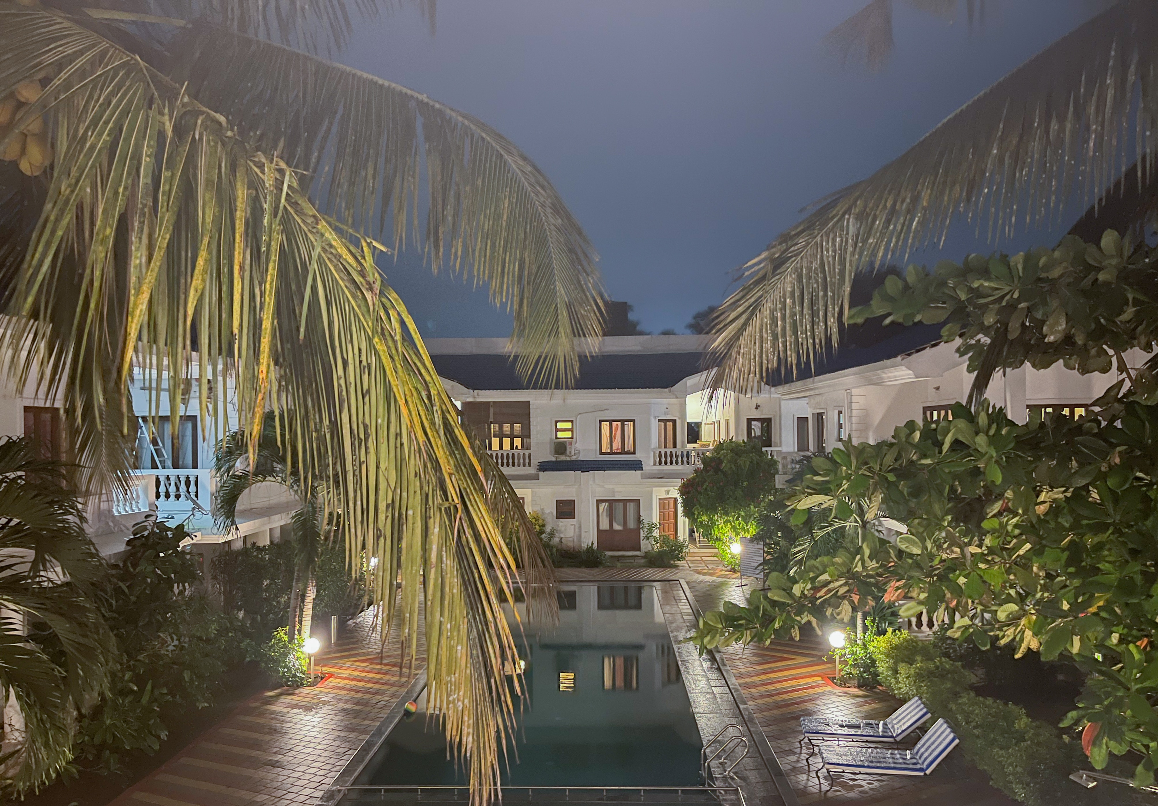 Rainforest Casa Azure Studio apartment - 1 - Tap to explore photos