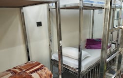 Dormitory Beds