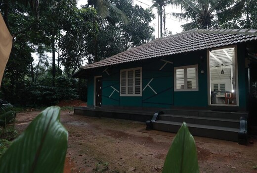 Babus Homestay by Lexstays