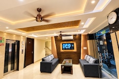 Hotel Silver Street 2 Mins Walk From New Delhi Railway station, Delhi