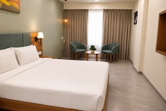 Imperia by The Sky Imperial, Statue of Unity, Tilakwada