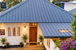 Sunrise Homestay, Munnar