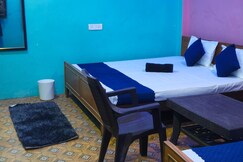Tridev Guest House, Varanasi