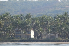 Ocean Delight - The Beach Resort, Vengurla