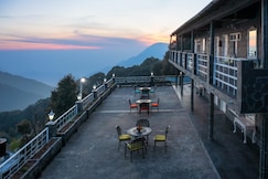 Naini Chalet Resort, Pangot