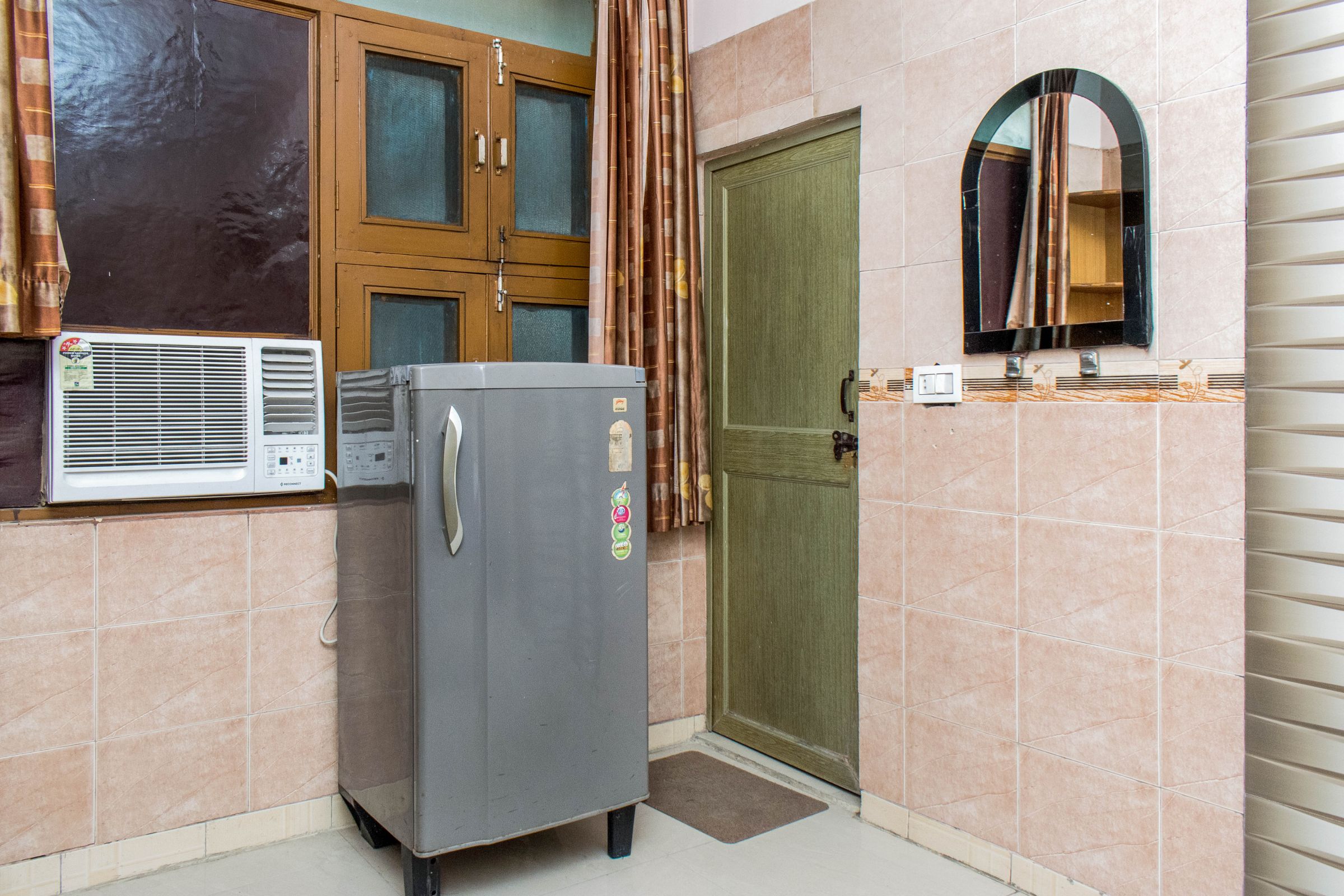 Royal Residency Apartment- 3-3 BHK Apartment - Tap to explore photos