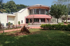 KSTDC Mayura Pavithra, Yediyur, Kunigal