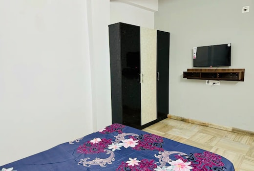 Veeksha Kiara Stays 2BHK Flat