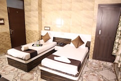 HOTEL P R PALACE, Lucknow