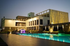 THE SSK WORLD RESORT & SPA, Nashik