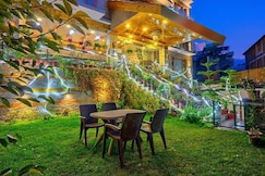 Hotel Manali Grand Stays - Near Mall Road, Manali