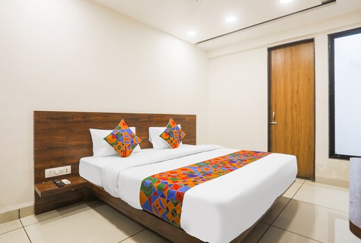 FabHotel Empire