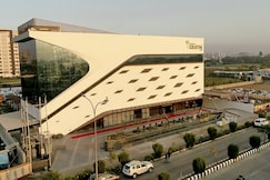 Kratos  The Luxury Club, Surat