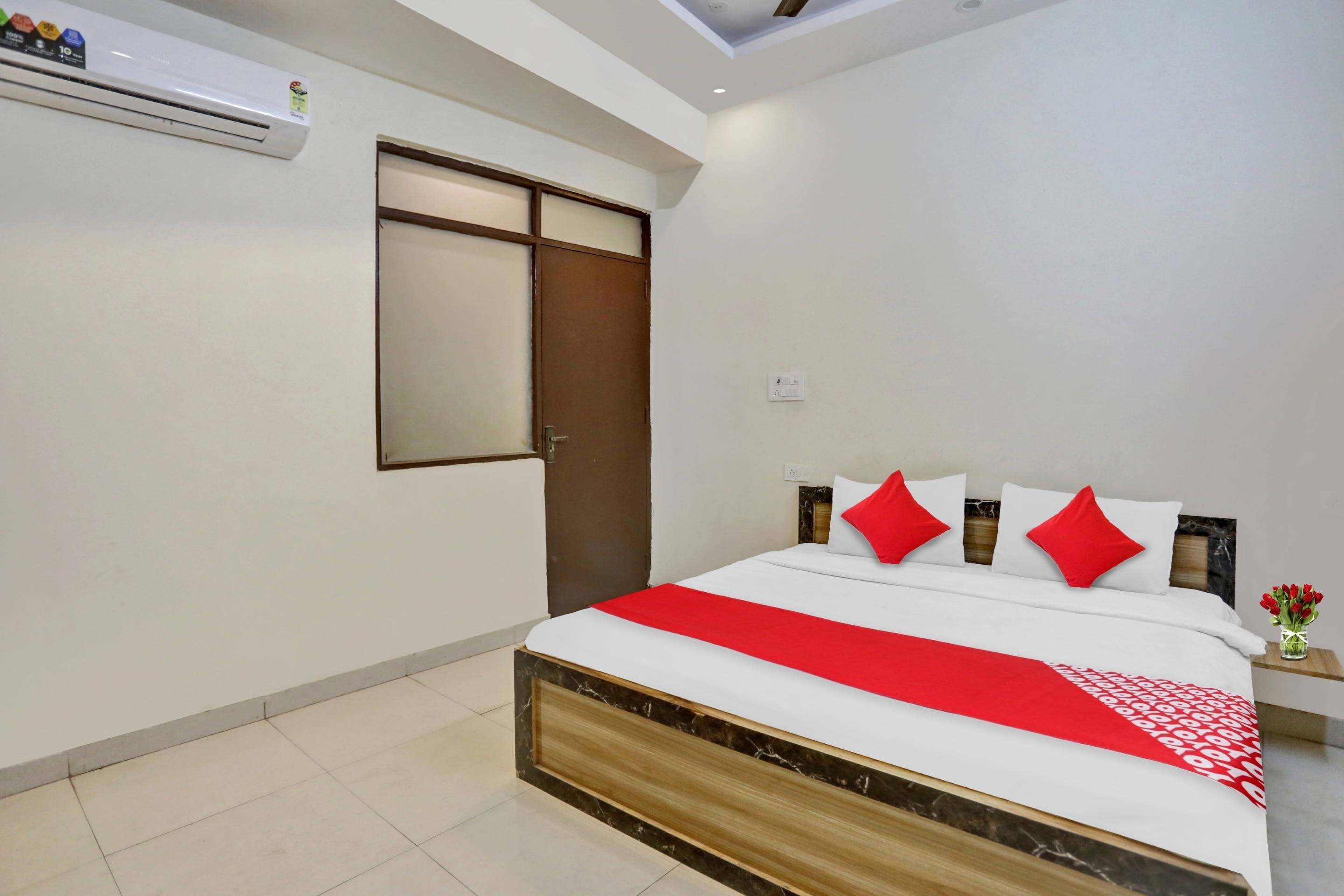 Hotel O Surajmal Place - Tap to explore photos