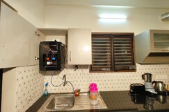 Shalom Luxurious 3 Bedroom AC Villa 65TV, Mysore