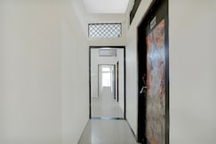 Hotel O Royal Inn Home Stay, Bhopal