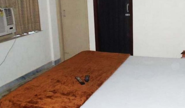 Hotel Nalanda Inn - Tap to explore photos