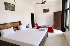 A N Hotel Chomu, Chomu