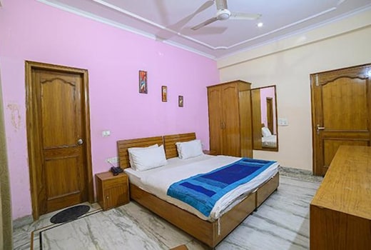 FabHotel The Paradise