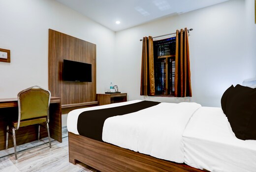 Hotel O Ganga Niwas
