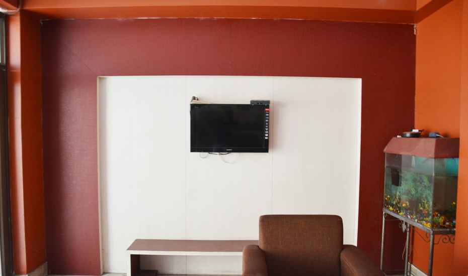 Hotel Chitra Palace - Tap to explore photos