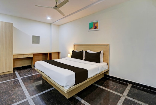 Hotel O Living Tree Suites