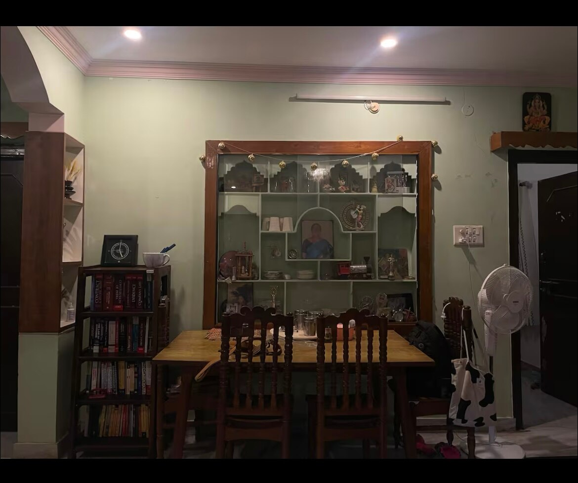 Snug Homestay - Tap to explore photos