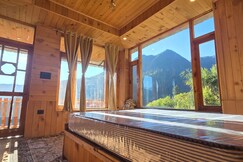 The Tirthan Valley Wooden House, Anni