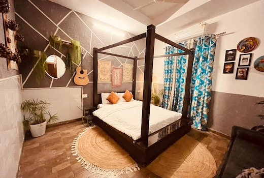 Bella Boho Riverside 5 BHK