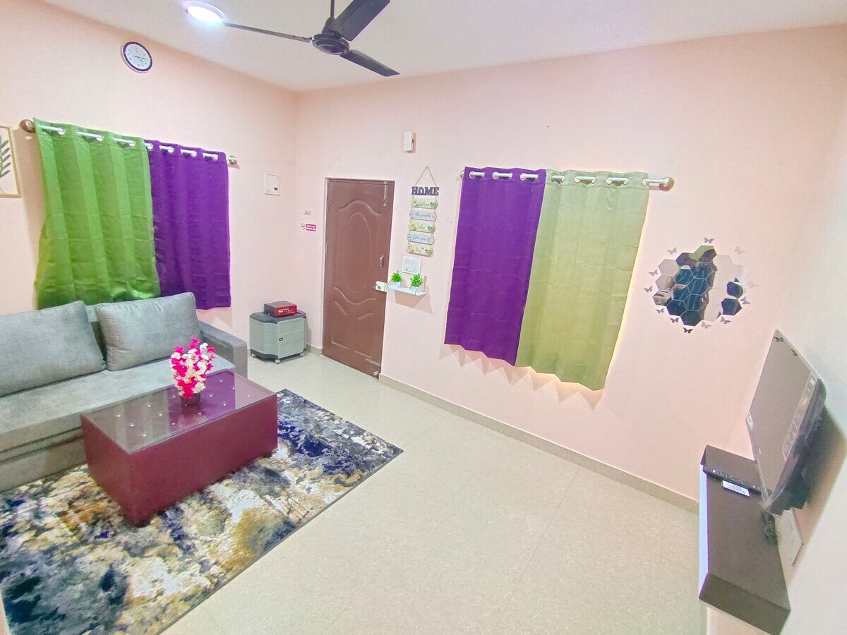 Friendly n Private 1BHK Homestay - Tap to explore photos