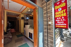 Riverside Paying Guest house, Varanasi