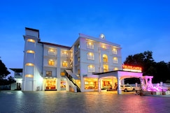 Veliyil Castles, Alleppey