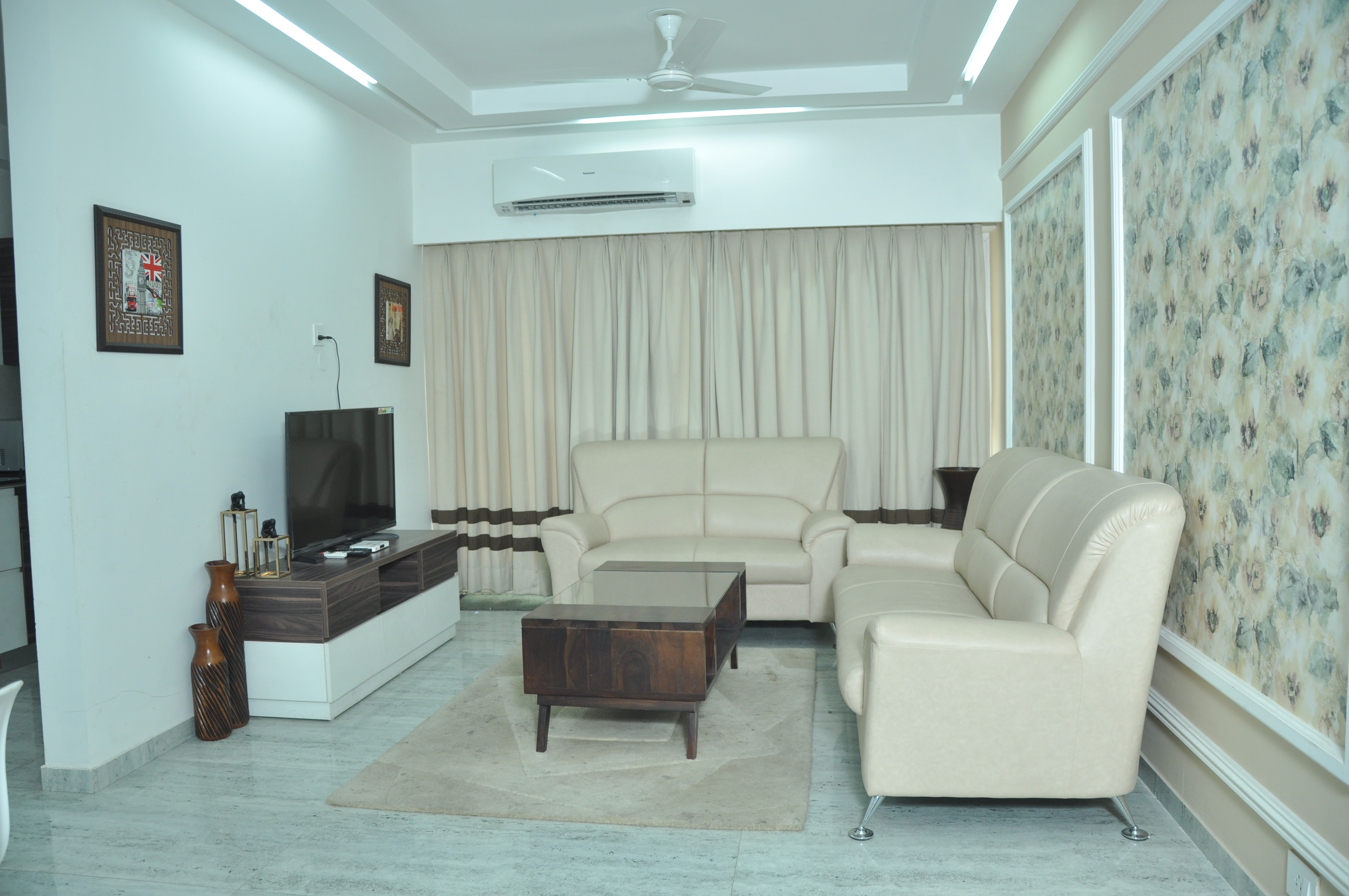 VVIP SUITES THE TROT - Tap to explore photos