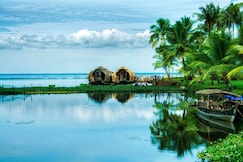 Kerala Marigot Cruise Houseboat, Kumarakom